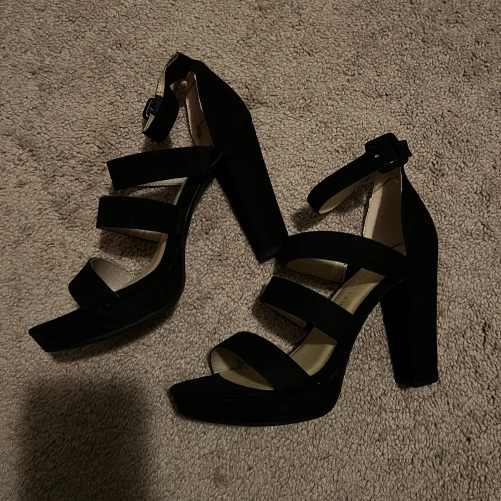 Chinese Laundry Heels - Black - Picture 5 of 5
